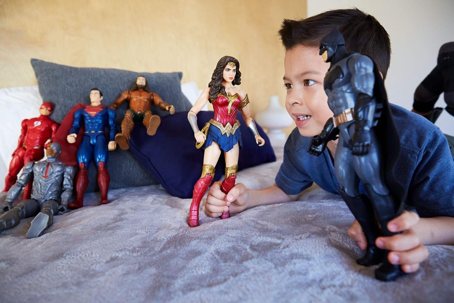 Mattel DC Justice League Stealth Suit The Flash Figure