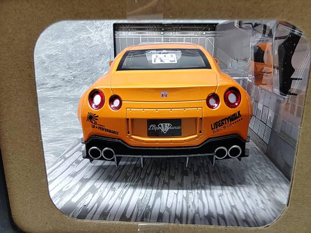 Amazon | ソリド 1/18 ニッサン GT-R R35 GTR LB-WORKS LBWK