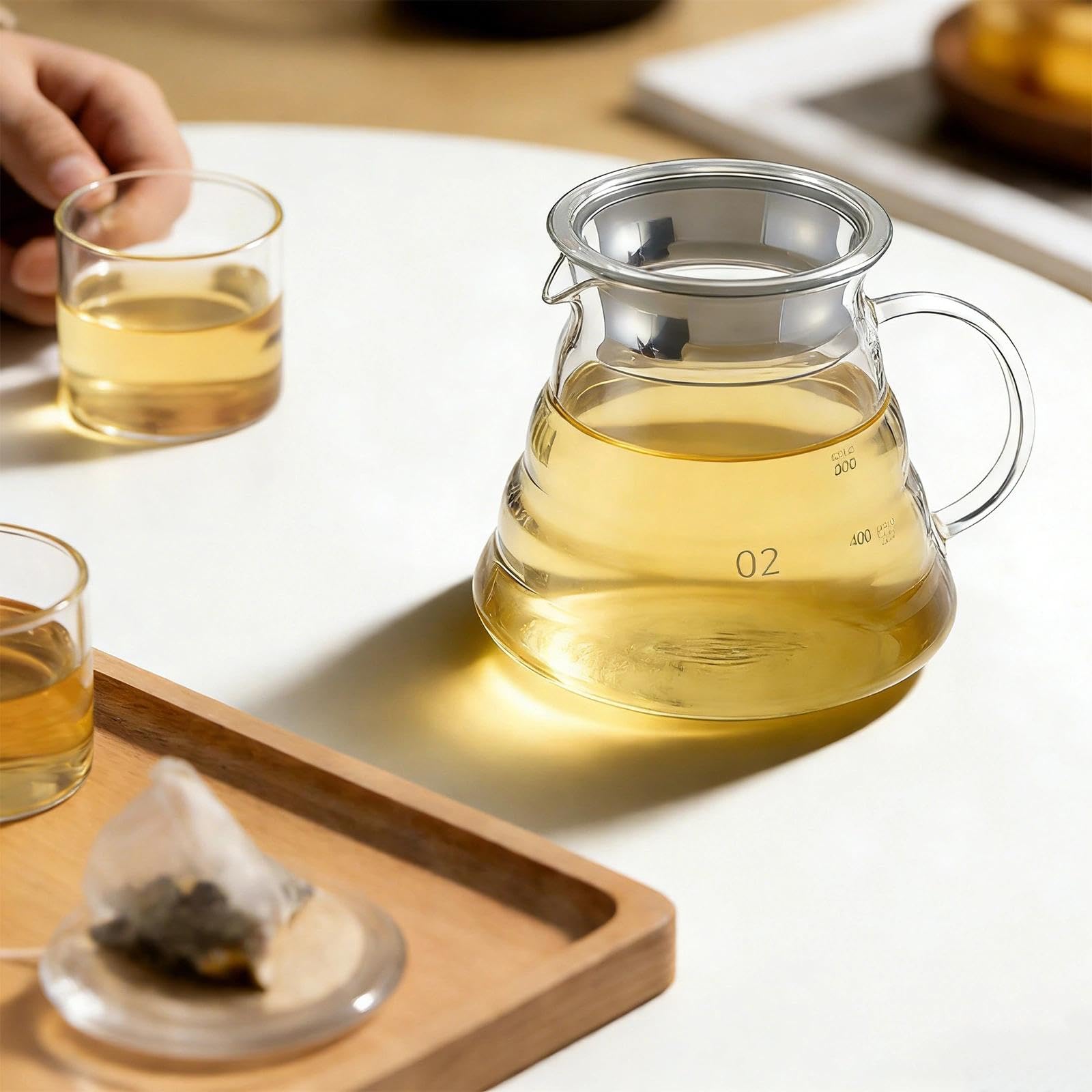 HASLED 600ml Glas-Kaffeekanne mit Deckel, Kleine Teekanne aus hitzebeständigem Borosilikatglas, Tropffreier Ausguss für Kaffee und Tee – Transparent