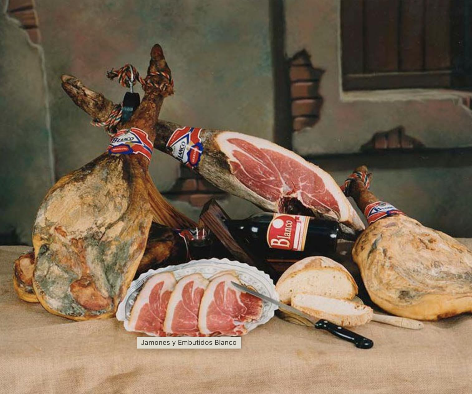 Jambon Serrano Cru Désossé. Course DUROC emballé sous vide. Taco au Jambon d'environ 800grs. et minimum 18 mois de cicatrisation. Jambons désossés. Jambons Serrano d'Espagne.
