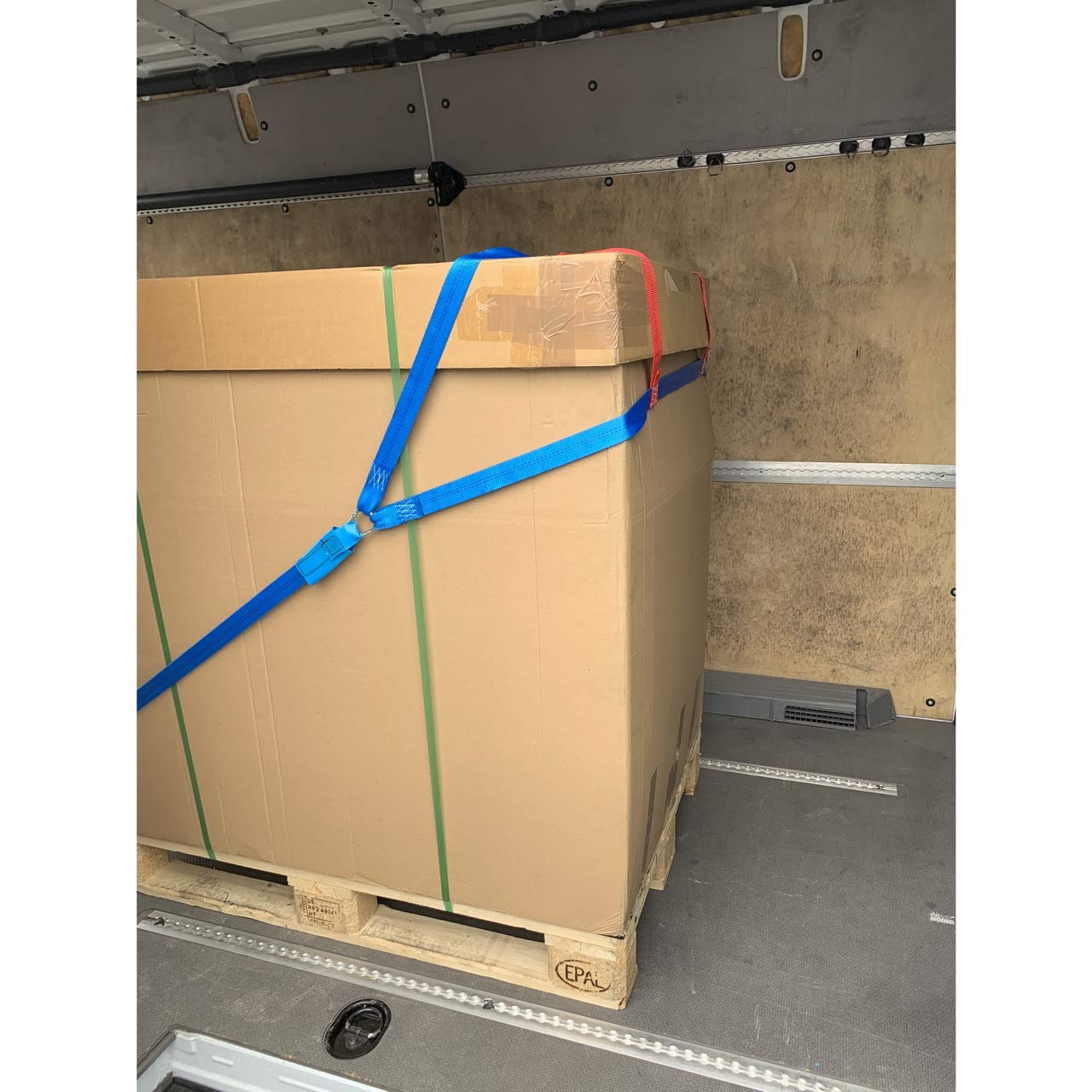 Kopflashing-Netz, 35 mm, 1000 daN, Breite 0,80/1,20 m, inkl. Ratschen Formschluss im Transporter bei Ladungssicherung