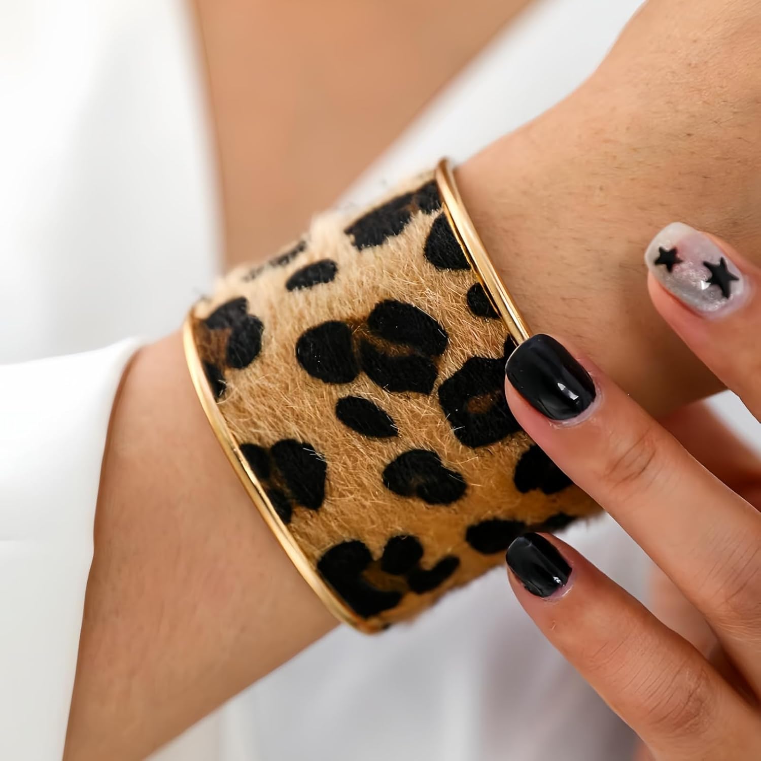RYOLOY Women's Leopard Print Bracelet, Wide Cuff Bracelet. Fashion Personalized Wild Open Bracelet. Trendy Jewelry for Women. - Image 7