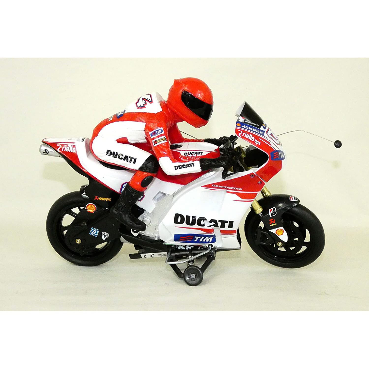 NewRay 88815 "Ducati Desmosedici - C. Stoner No.4 Remote-Controlled Model Motorcycle - Image 3
