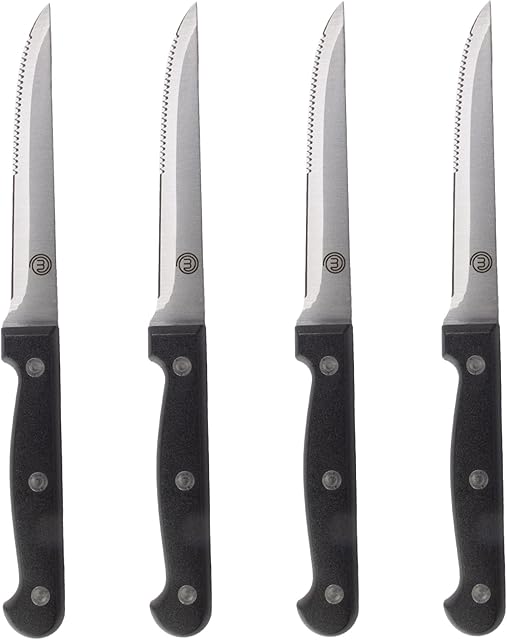MasterChef Steak Knife Set of 4 Serrated Stainless Steel Knives with 11cm / 4.5 inch Blades, Stylish & Ergonomic Black Riveted Handles Made From ABS Plastic, 4 Piece
