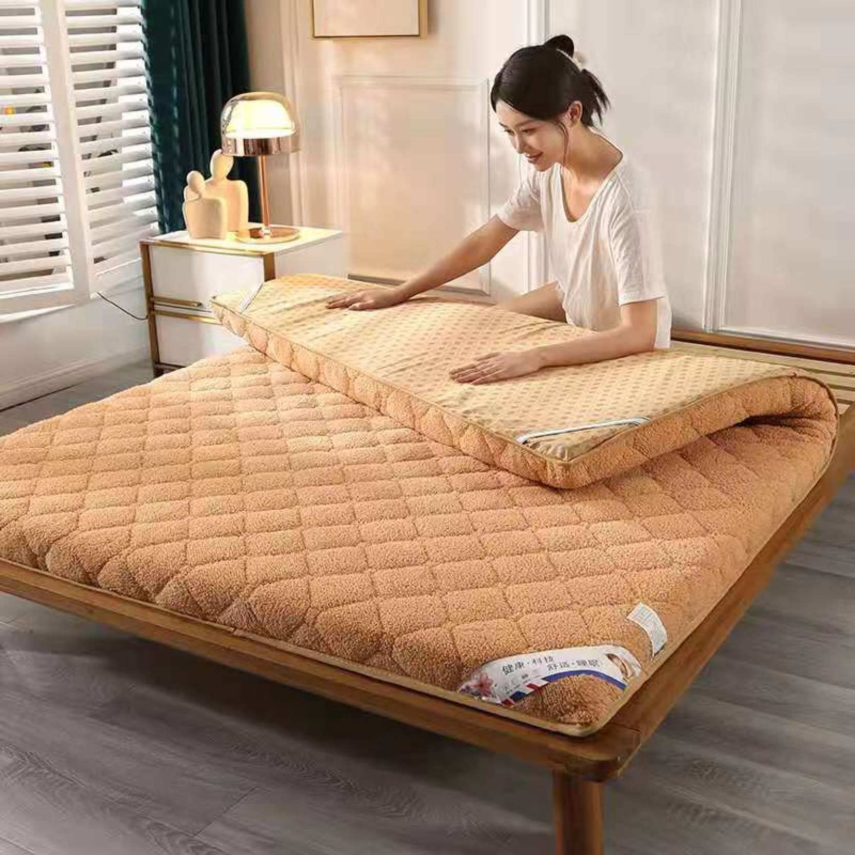 Amazon｜敷きパッド シングル ベージュ 暖か ごろ寝マット 吸湿 発熱
