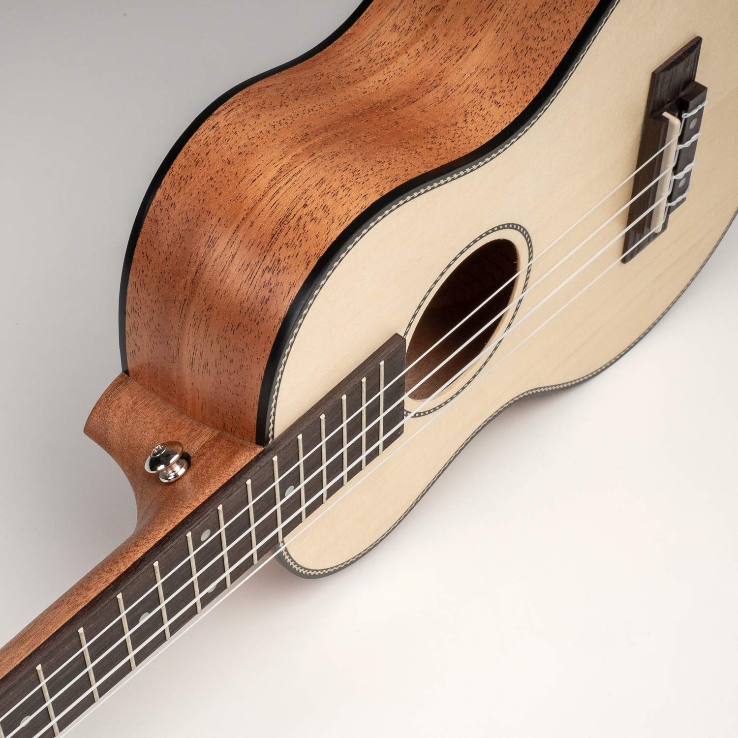 CASCHA Professionelle Tenore Ukulele mit Zubehör, Aquila Saiten, gepolsterte Tasche, Stimmgerät, 3 Plektren