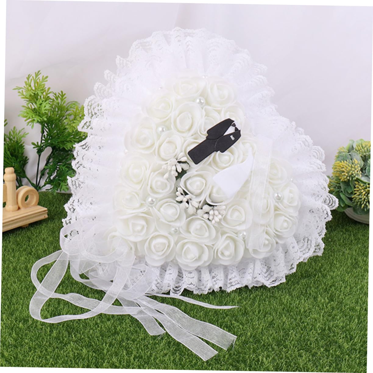 PRETYZOOM 2St weißes Dekokissen Weiße Kissen fürs Bett weißes Körperkissen Vintage Ringkissen Ringe Ringträger zur Hochzeit Eheringträger europäischer Stil Ringschachtel Bräutigam