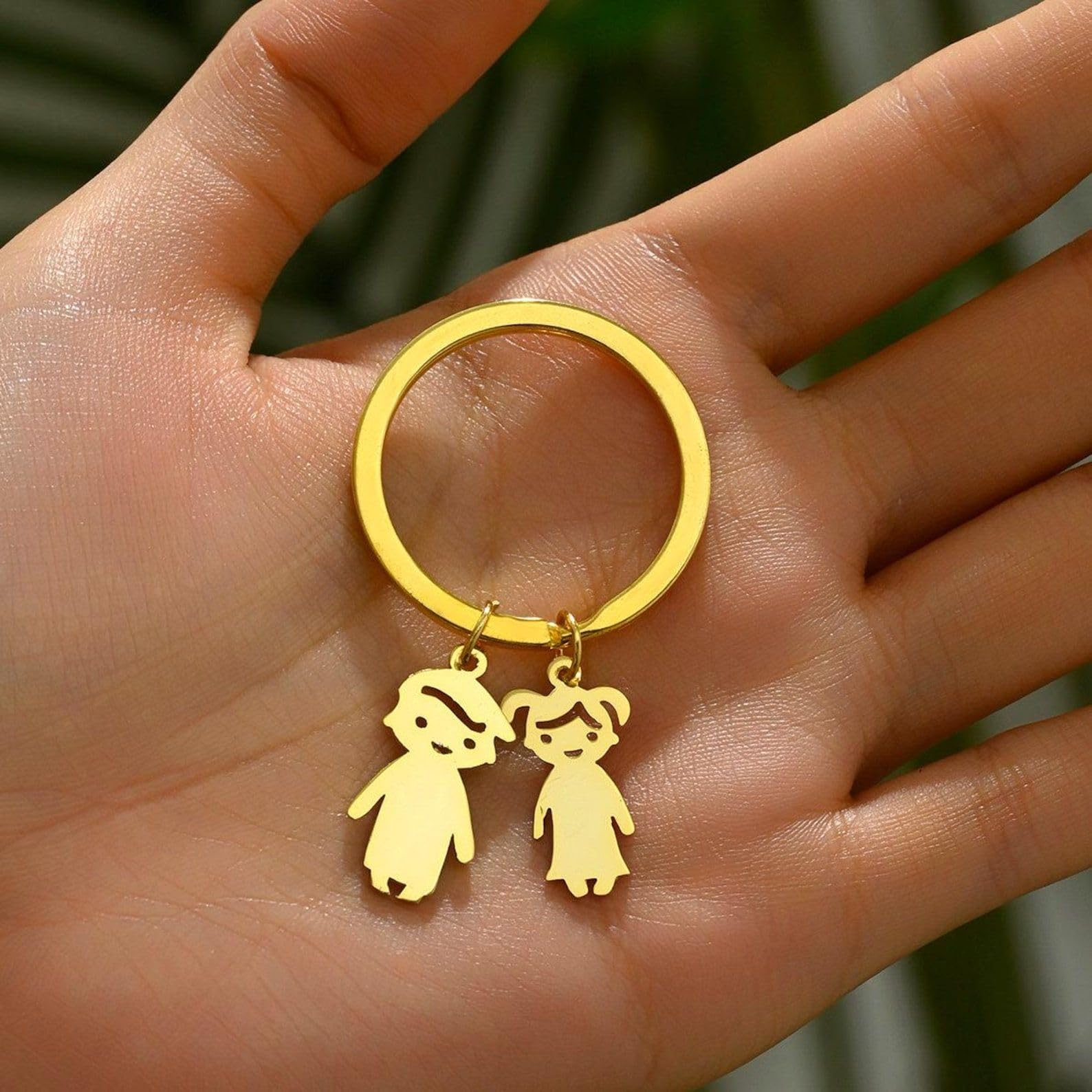 Llavero personalizado con charms de niño o niña y nombres grabados, regalo familiar para hombre