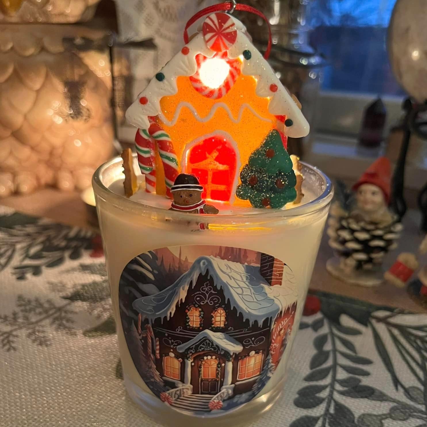 The Gingerbread House Candle Christmas Enchanted, Winter