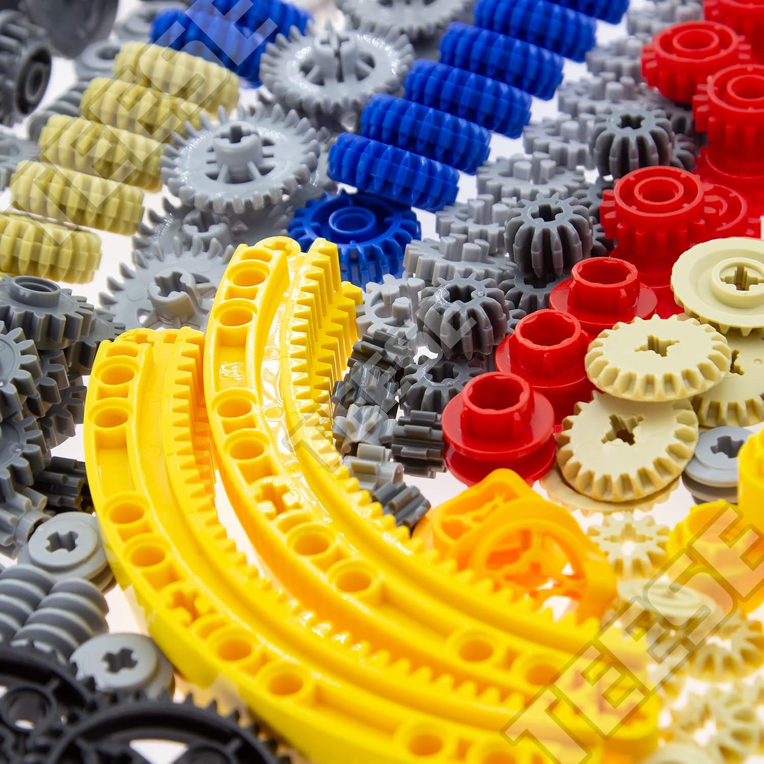TEESE 233pcs Gears-Differential kit, Compatible with Technic-Parts, for STEM-MOC-EV3-Project-Track-Car-Bulk- Blocks (Random Color)