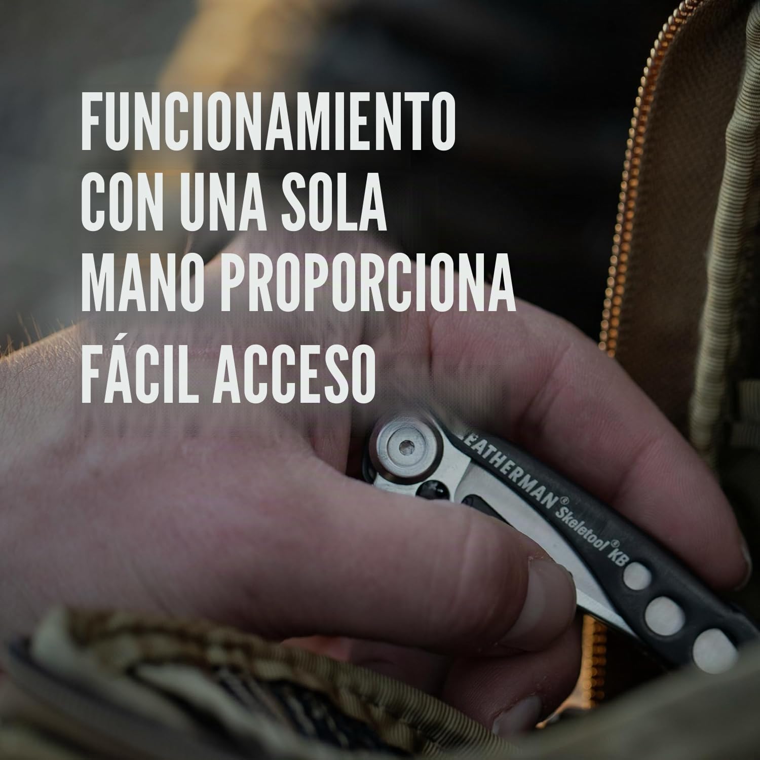 Leatherman Skeletool KB - Navaja de bolsillo multiusos resistente y ligero con abrebotellas, fabricada en EE.UU., en negro, Acero inoxidable