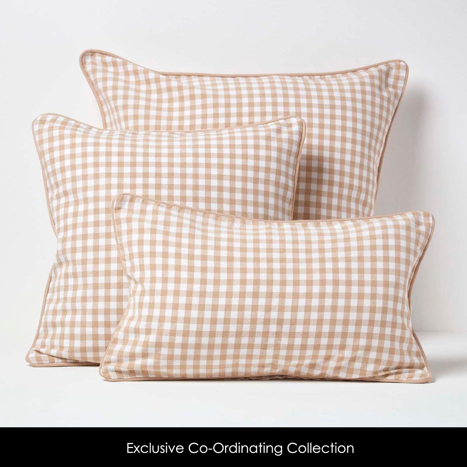 Homescapes handgewobener Vorhang Ösenvorhang Dekoschal Gingham im 2er Set, 137 x 182 cm, 100% Reine Baumwolle, beige weiß kariert