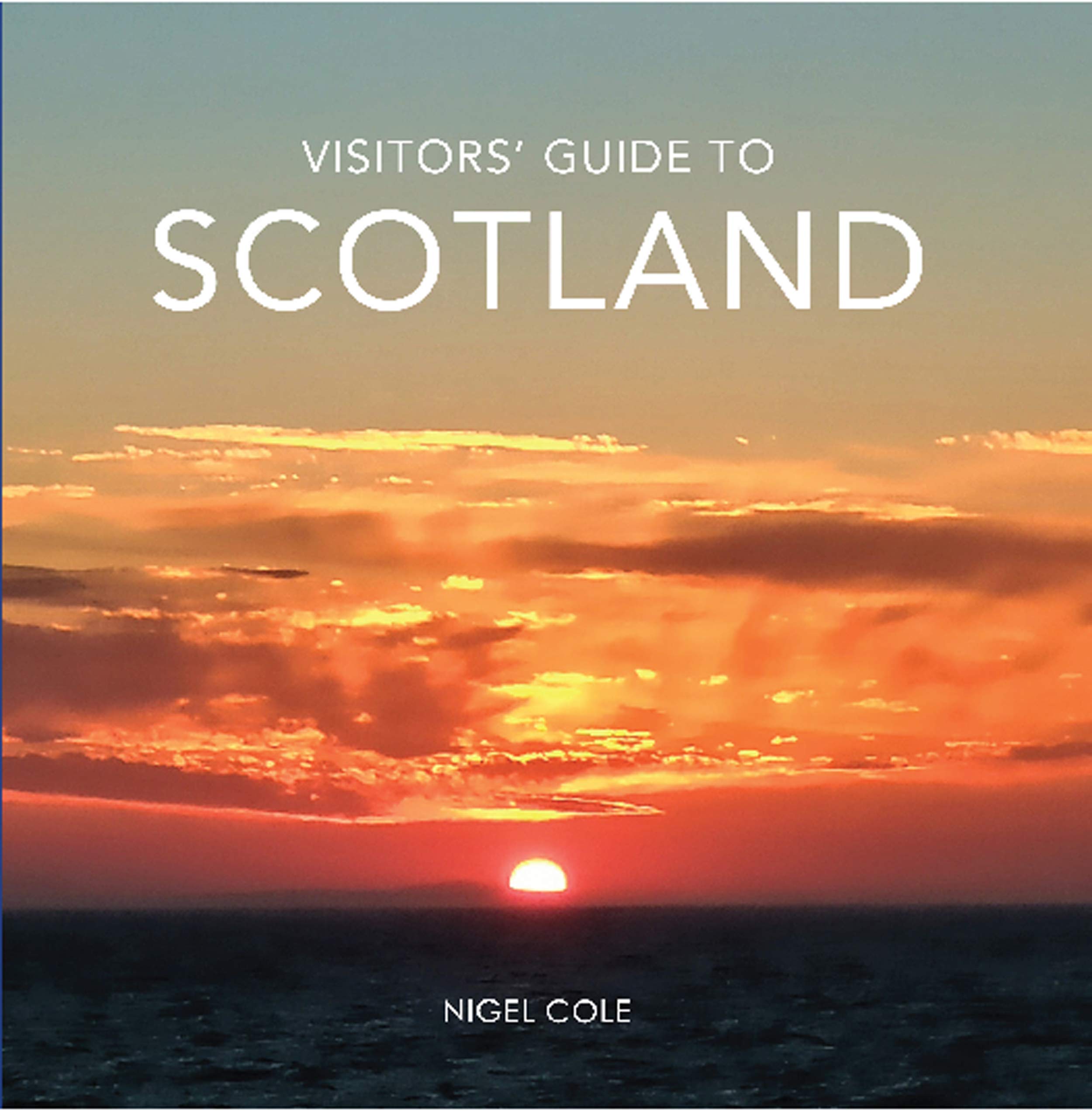 Livre de voyage Écosse Visitors' Guide to Scotland pour un road trip inoubliable en van