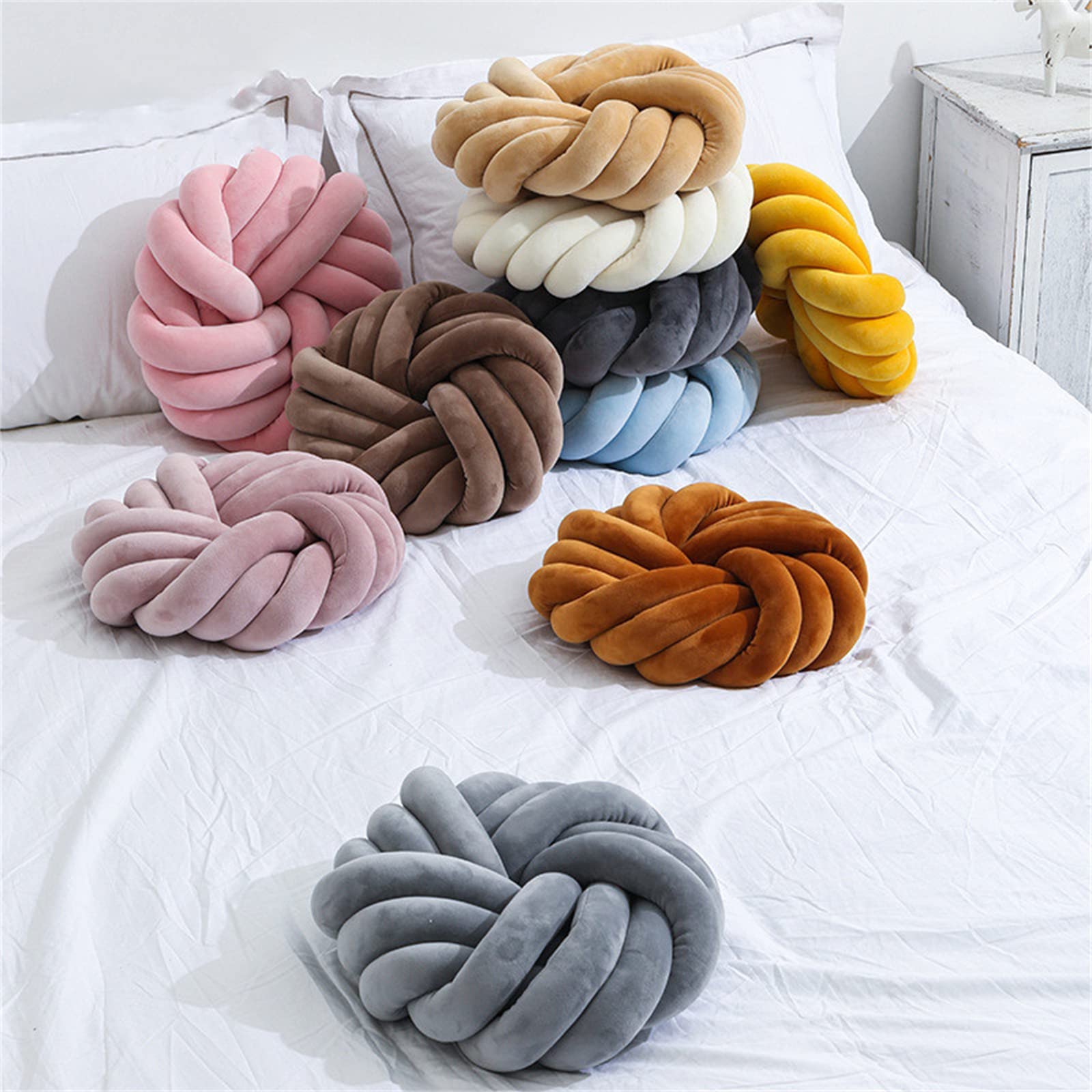 Ludihive Clash & Royal Peluche Réaliste Oreiller, 35 cm Canapé Mini Traversin Salon for Clashers, Oreiller Rond, Adapté à La Décoration de la Maison, du Canapé, de la Chambre à Coucher, du