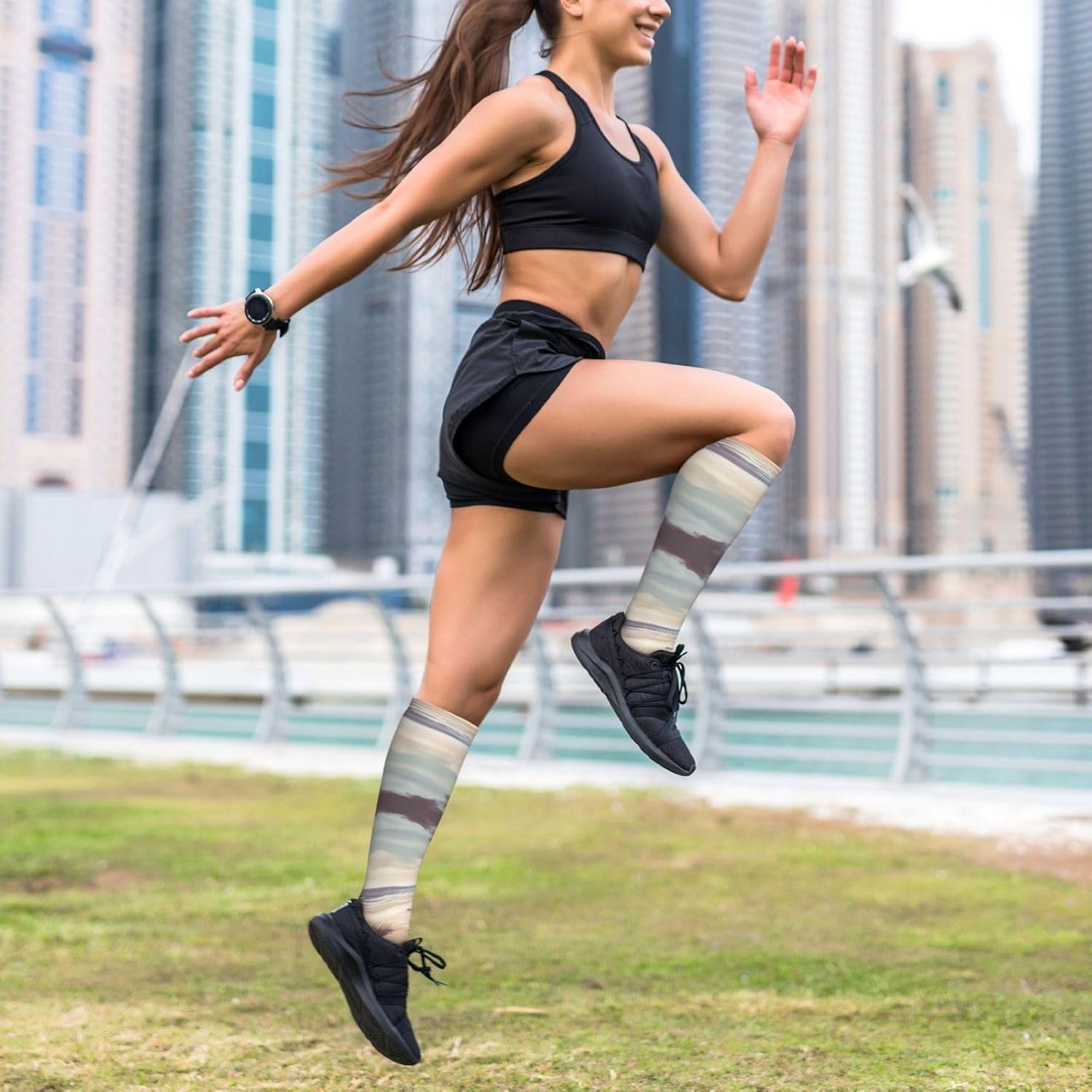 Beach Landscape Compression Socks For Women Men 15-20mmhg Graduated Support Circulation Knee High Socks For Nurses Athletic