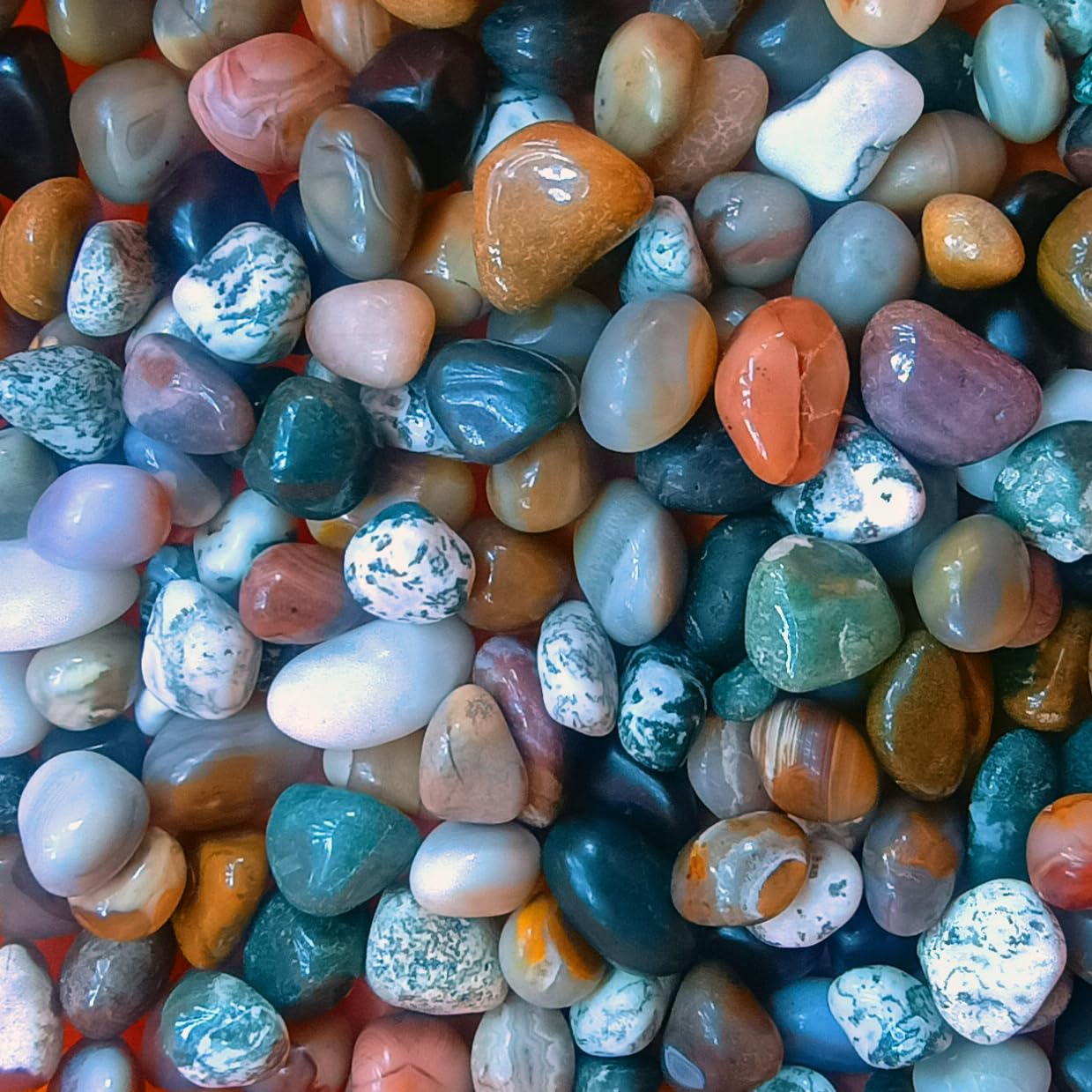 Natures Crest Tumble Pebble Stones Assorted Mix All Natural Gemstones Tumbled Agate Gems Crystal for Healing Reiki Aquarium Fillers Garden Decoration (5 Kilograms) (B07B9G73WK) Amazon Price History, Amazon Price Tracker