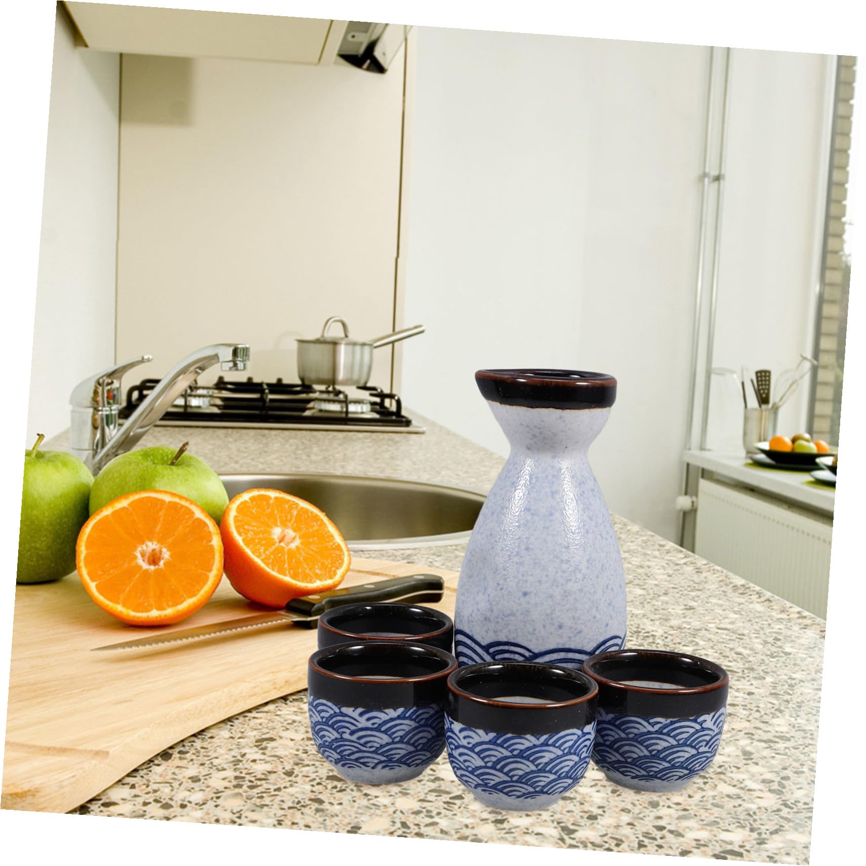 VILLCASE Set di Sake Giapponese in Ceramica 5 Pezzi Caraffa da 180ml e 4 Bicchieri da 35ml Design Semplice ed Elegante per Bar e Feste del Tè
