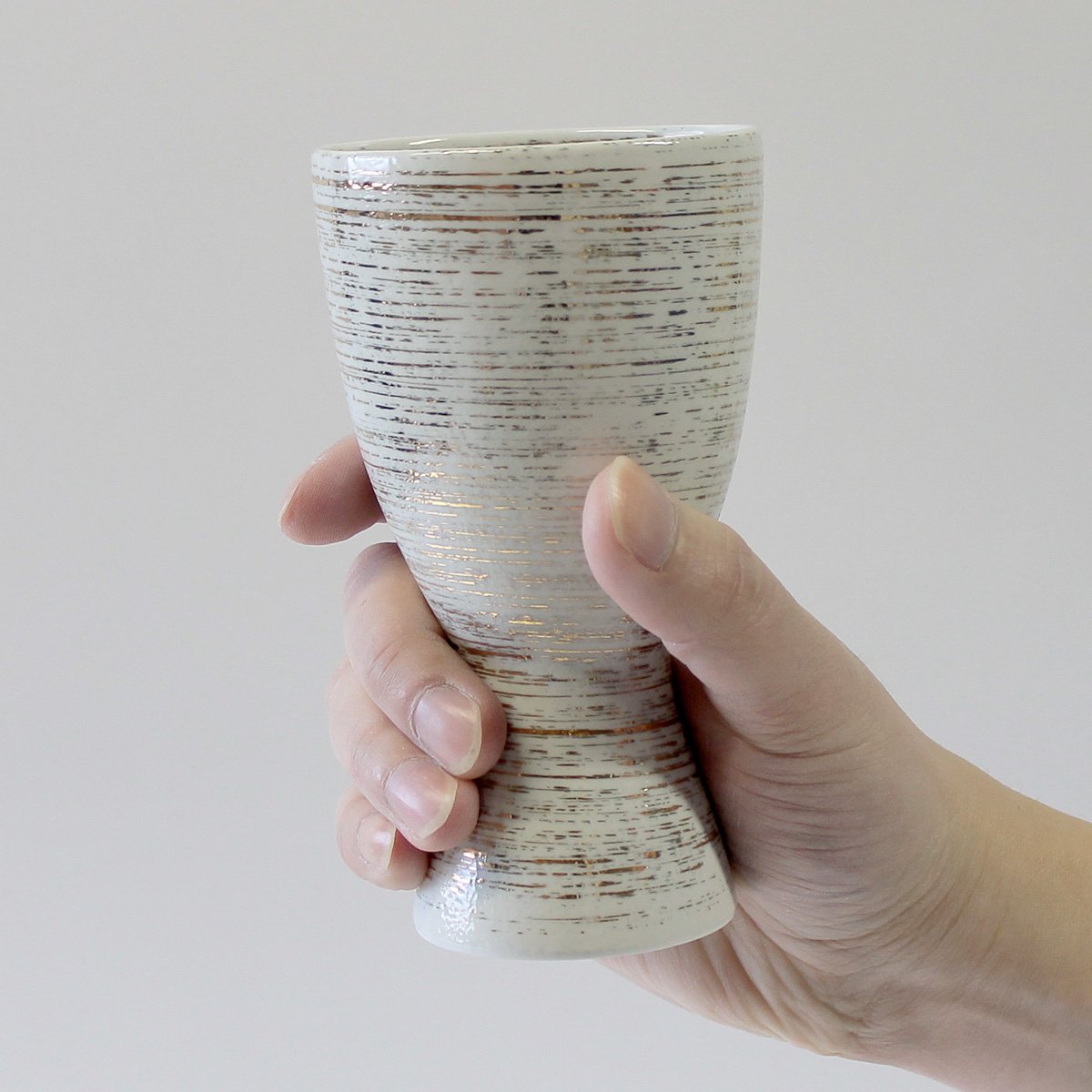 Amazon｜ワイングラス : 有田焼 陶悦窯 雅姫(ホワイト・ピンク