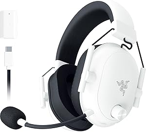 Razer Blackshark V2 Hyperspeed for PC – Ultralight E-Sports Wireless Gaming Headset 280g (Super Wide Band Microphone, 50mm Triforce Speaker, Sound Insulation Foam) White