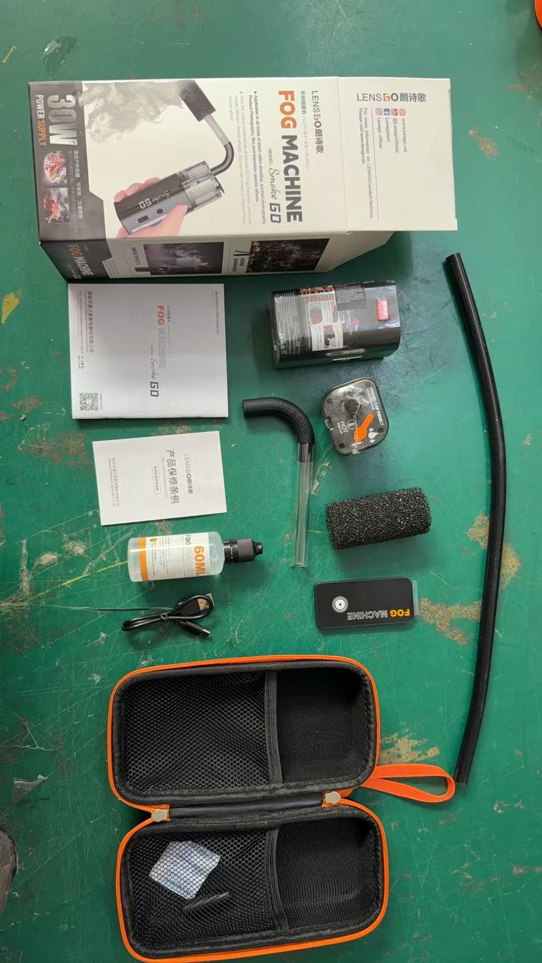 LENSGO SMOKE GO Macchina del fumo portatile 30W Mini generatore di nebbia con telecomando e batteria ricaricabile, 5 modalità in 1 per fotografia, video, matrimoni e creatori di contenuti (Smoke GO)