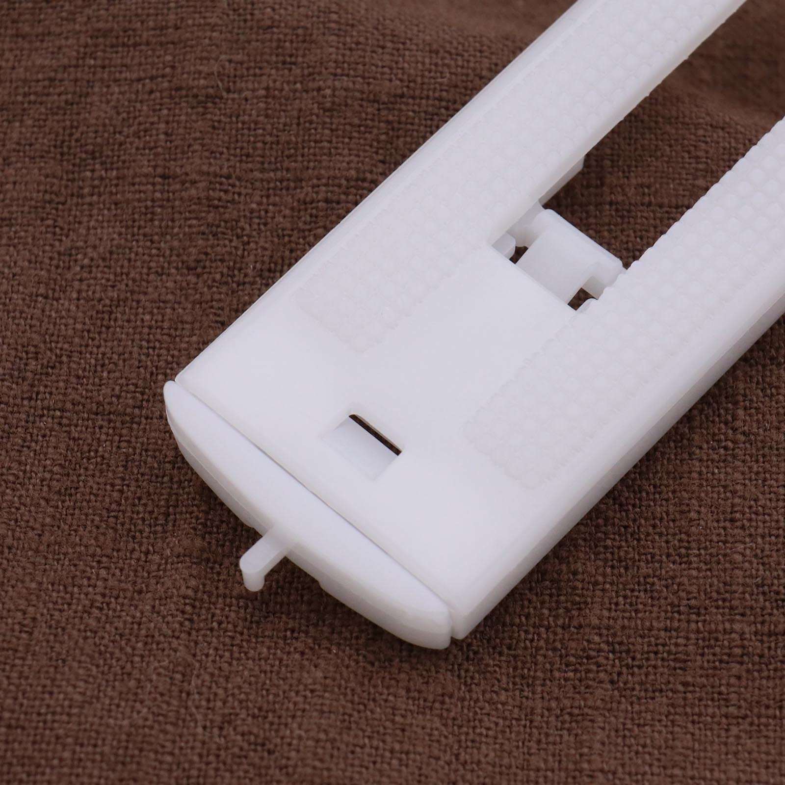 2 Piedini Per Asola Macchina Da Cucire - Universali A 4 Livelli, Con Attacco A Scatto - Foto 4