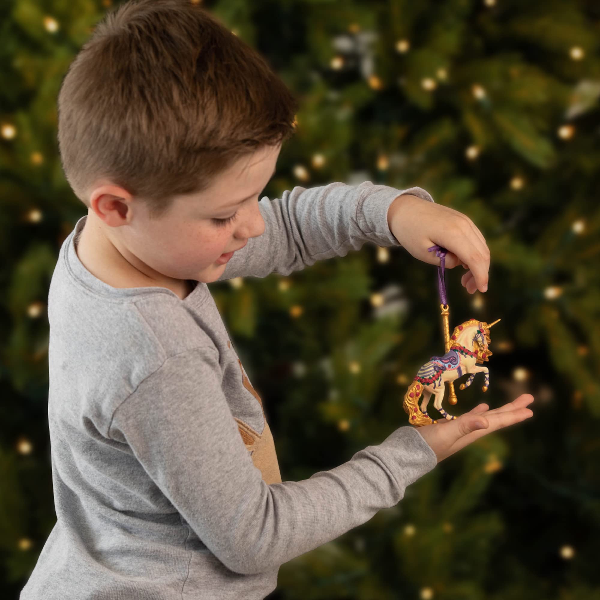 Amazon.com: Breyer Horses 2022 Holiday Collection | Carousel