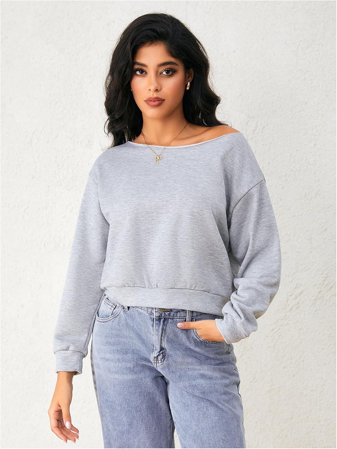 SweatyRocks Women's Off The Shoulder Sweatshirt Casual Long Sleeve Pullover Crop Tops - Image 4