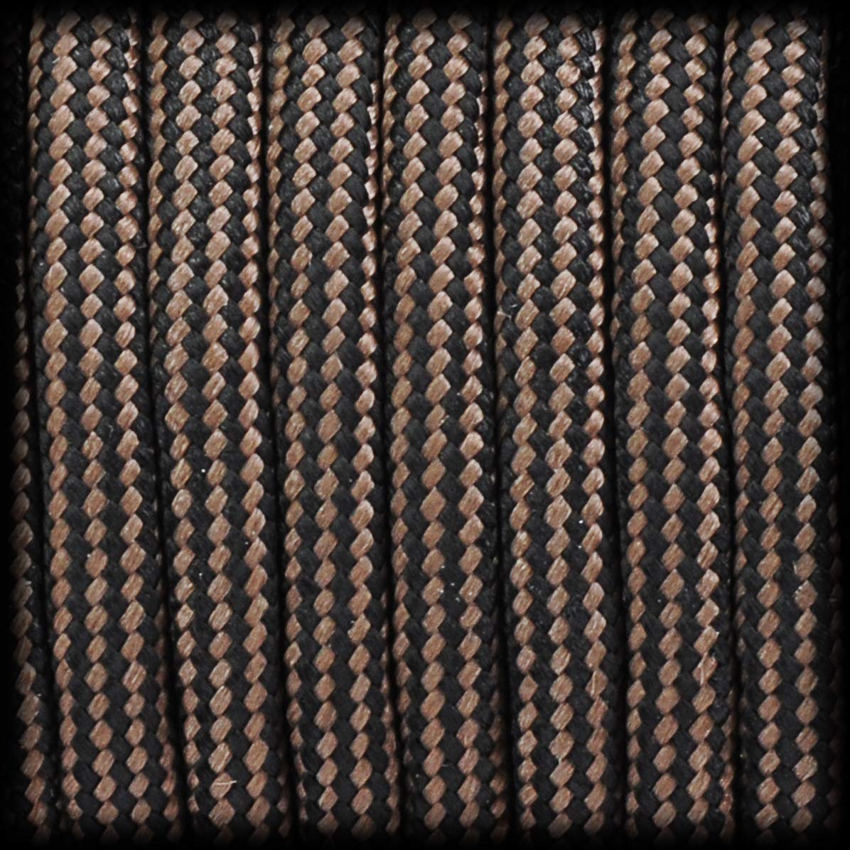 Ganzoo Paracord 550 linka uniwersalna 4mm typ 3, 30 m, 7 żył w rdzeniu, nylon poliester, kolor ciemnobrązowy, do wyplatania bransoletek, smyczy i obroży dla psa, zastosowania terenowe