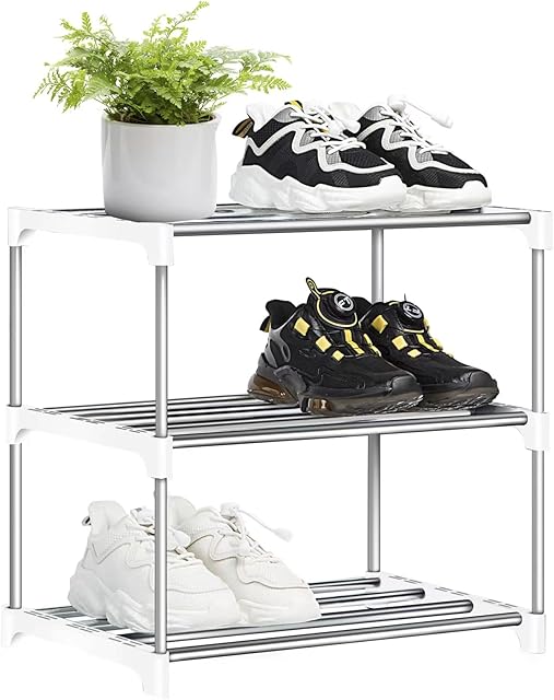 OLYREO 3 Tier White Shoe Rack, Shoe Rack Small, Mini Shoe Organizers, Slim Stackable Small Shelf Shoe Storage Shoe Stand Organizer for Hallway, Bedroom and Entryway Space Saving