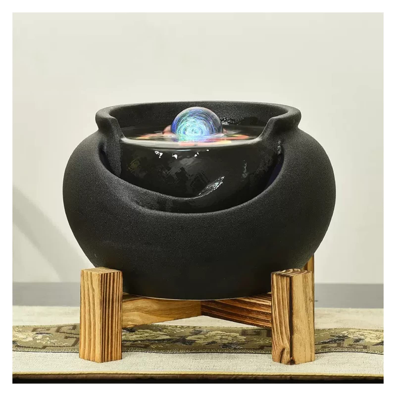 Fontaine de table en céramique noire artisanale pour une décoration intérieure authentique
