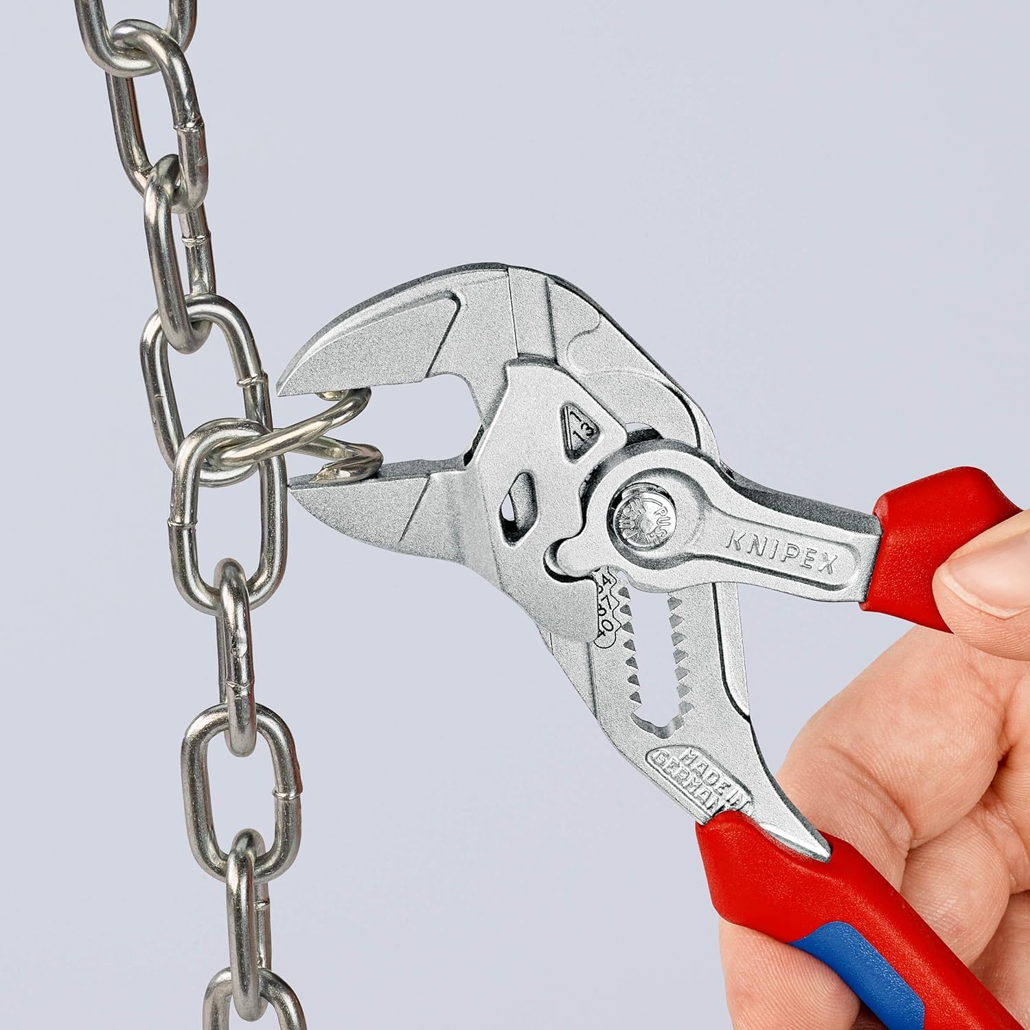Knipex Pince-clé pince et clé à la fois chromée avec gaines bi-matière, avec œillet intégré pour fixation d’un dispositif antichute 180, 86 05 180 T