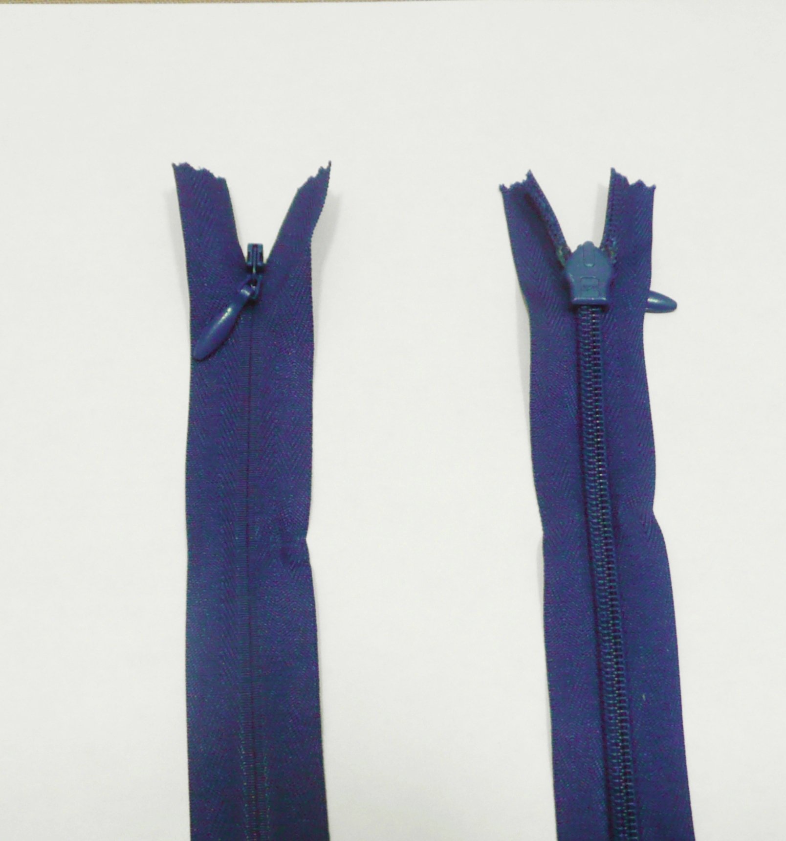 Opti Pale Pastel Baby Blue 22" / 56Cms Royal Cobalt Blue Concealed Invisible Zip (Equivalent To Ykk)