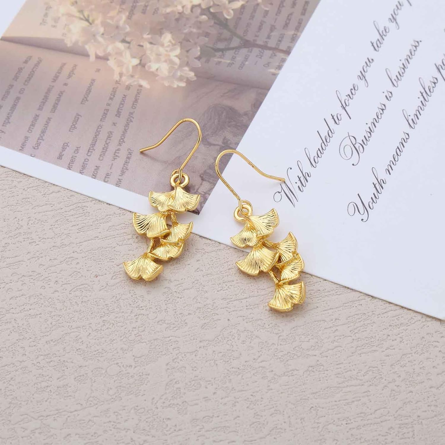 Vintage Ginkgo Leaf Dangle Earrings Gold Metal Leaves Drop Earring Ginkgo Biloba Leaf Earrings Gold Fan Earring Minimalist Leaves Dangle Jewelry for Women - Image 7
