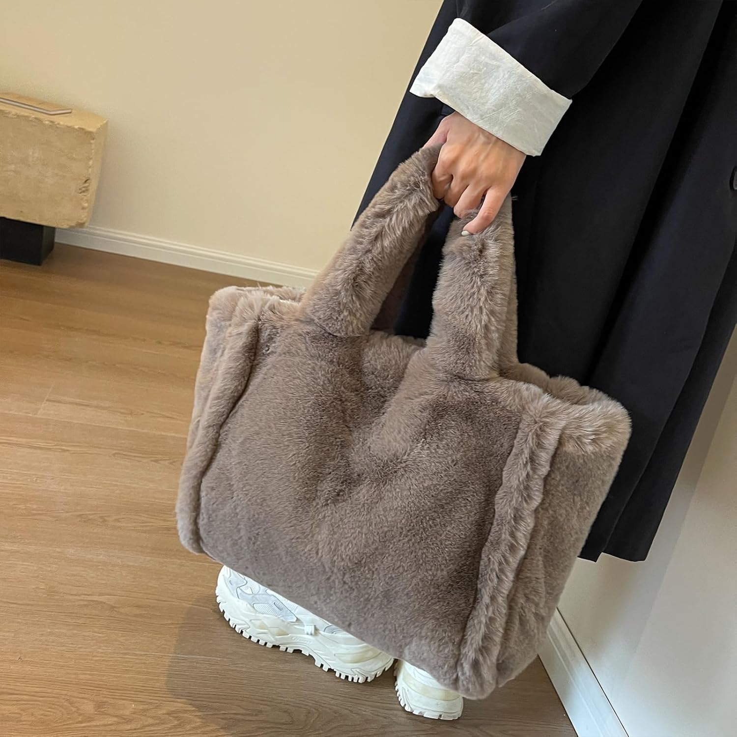 Fluffy Tote Bag Large Fur Purses for Women Winter Fuzzy Totes Furry Shoulder Handbag Plush Bags | Fluffy, Large, Fur, Winter, Fuzzy, Totes - Image 3