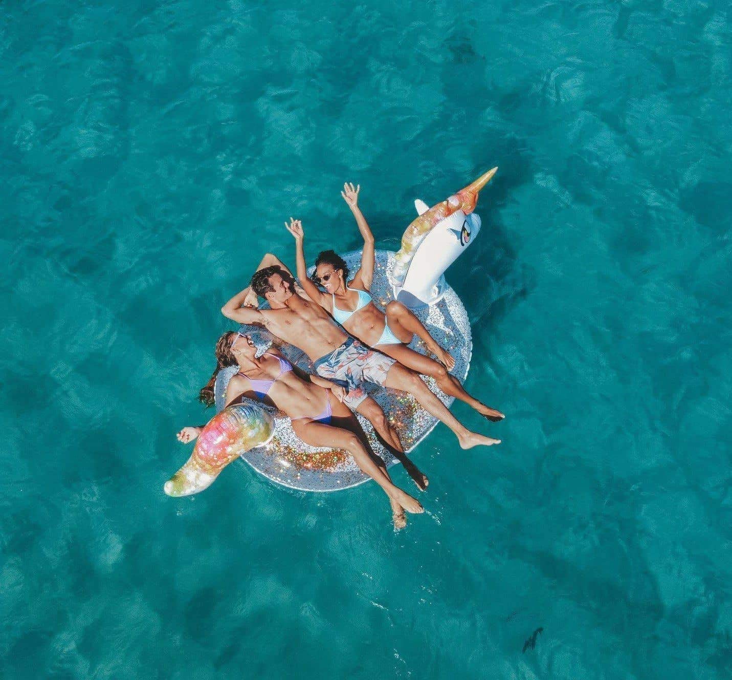 PoolCandy Gigantic Glitter Unicorn Beach & Pool Raft