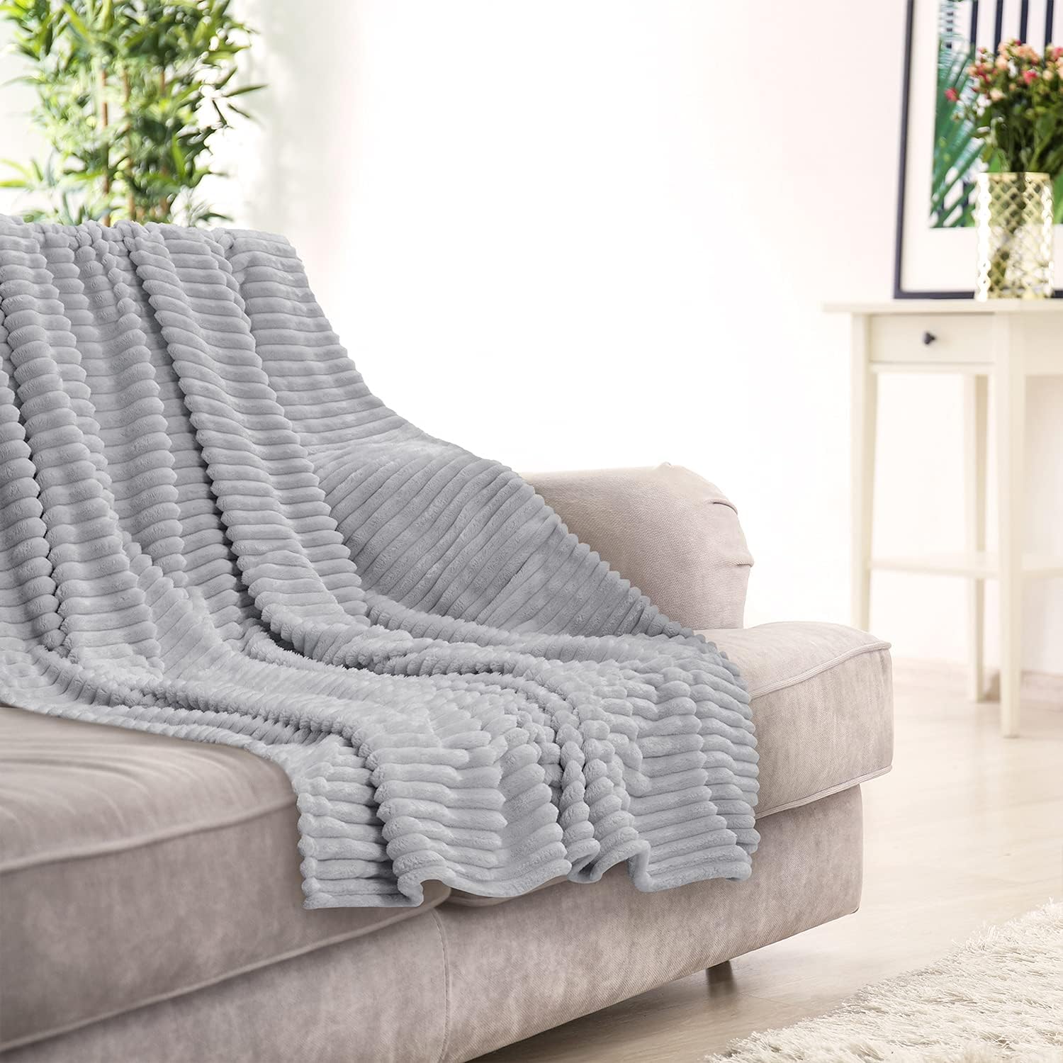 GREEN ORANGE Throw Blanket for Couch - 50x60, Lightweight, Pearl Grey - Soft, Plush, Fluffy, Warm, Cozy - Perfect for Bed, Sofa : Home & Kitchen