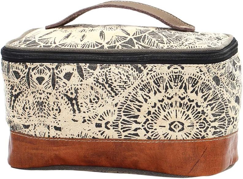 Myra Bag Necessaire de lona com detalhes em couro de búfalo e padrão geométrico, 25,4 x 13,97 x 13,97 cm