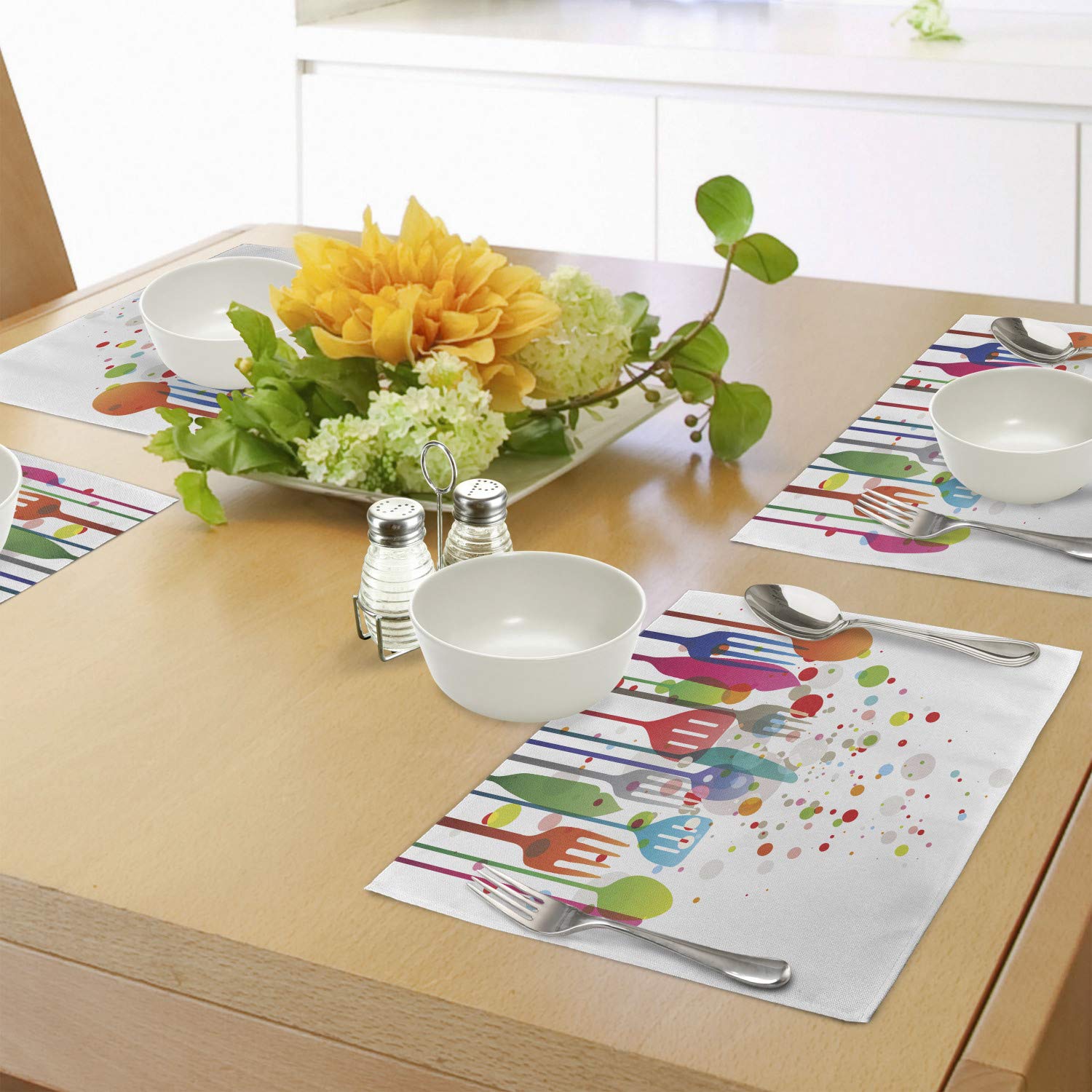 Amazon.co.jp: lunarableカラフルの配置マットセットの4、ホーム台所