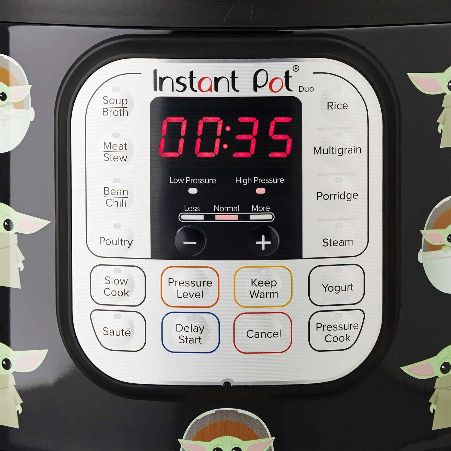 Instant Pot Star Wars 6Qt Duo Little Bounty, black