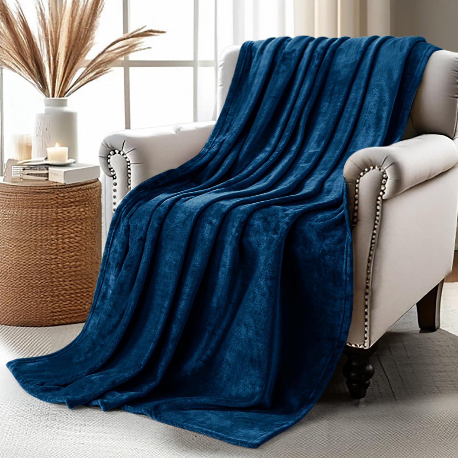 Couverture polaire douce pour soirées cocooning plaid bleu marine 127 cm