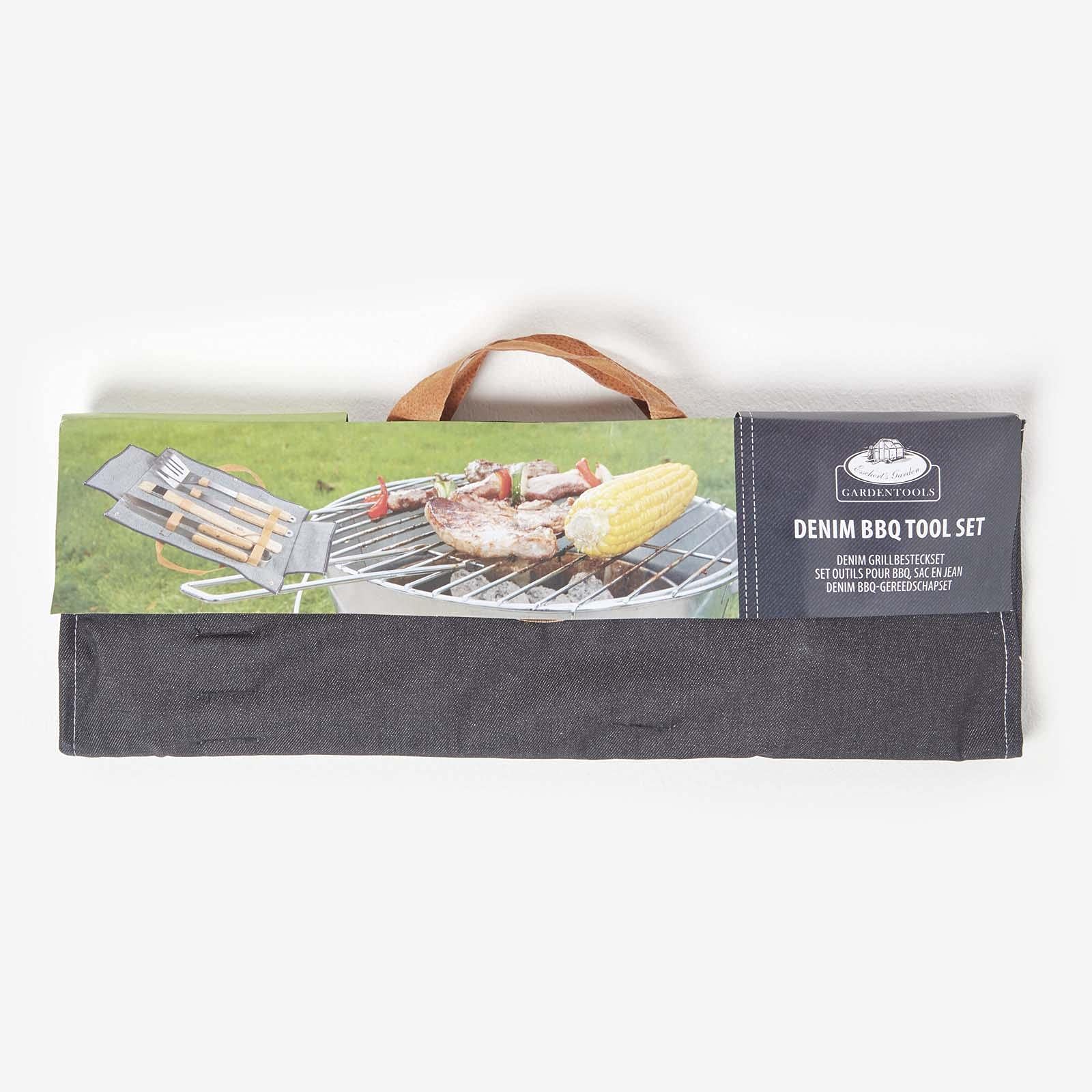 Homescapes, kit di attrezzi per barbecue, in borsa in denim, pinze per griglia, forchetta, apribottiglie, spazzola per barbecue e spatola, set con custodia per giardino, campeggio e barbecue