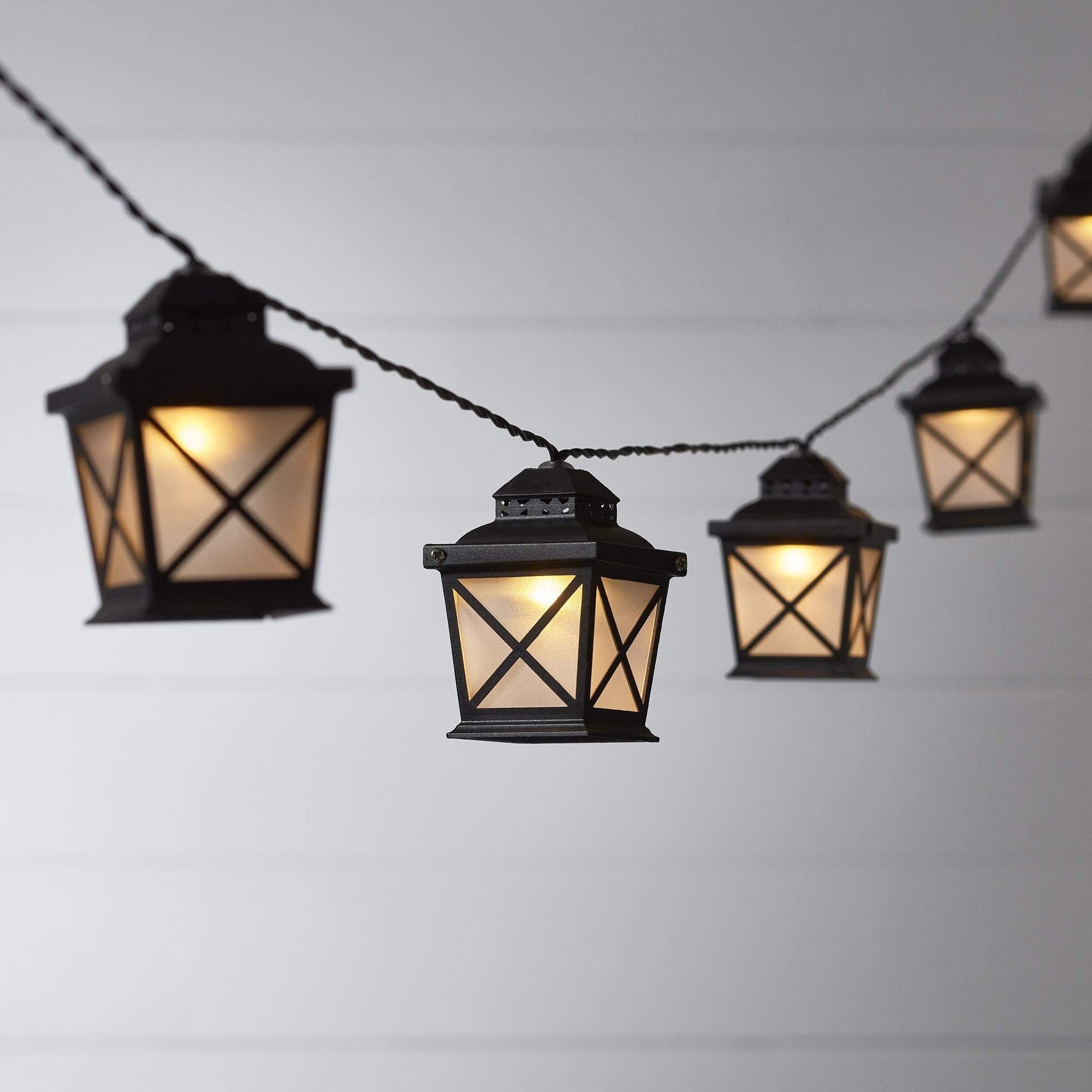 Lights4fun 10 Black Mini Moroccan Lanterns Solar Powered Outdoor IP44 Waterproof Garden Fairy String Lights