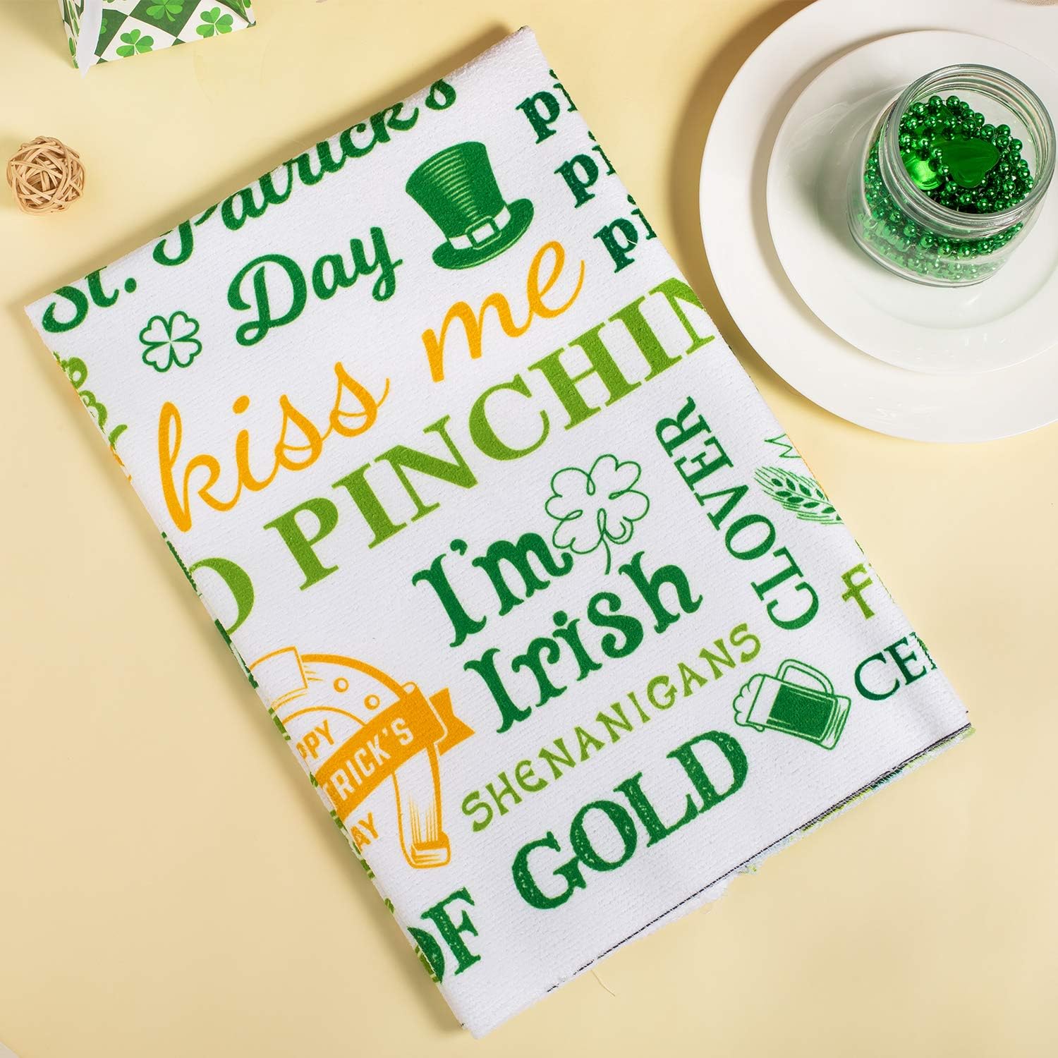 Whaline 4 Pack St Patrick's Day Towels Set, Shamrock Clover Green Plaid Kitchen Hand Dish Towels for Gift-Irish, Holiday, Home Decor (18" x 28")