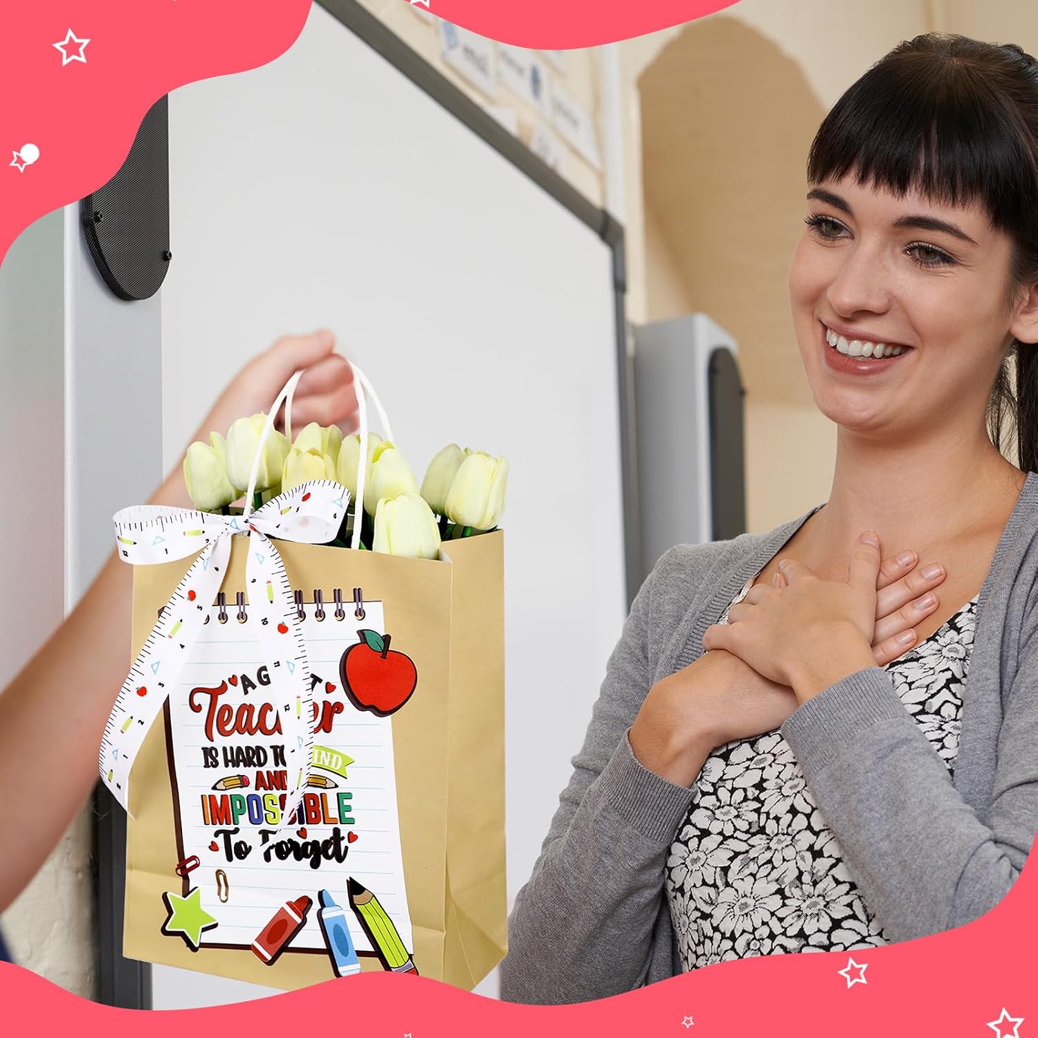 Kolldenn 24 Pcs Teacher Appreciation Gift Bags with Ribbon Thank You Teacher Kraft Paper Gift Bag 10.63'' x 8.27'' x 4.33'' with Handle for Graduation Retirement Appreciation Day End of School Year