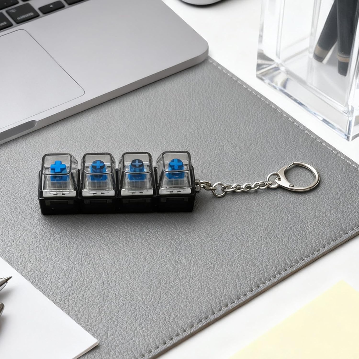 2× Keyboard Fidget Toy Light Up, 4-Button Fidget Keyboard Keychain Stress Relief Toys,Keyboa rd Dec ompression Button Finger Transparent Colorful Clicker for Adults Kids Boy Family Travel Backpack