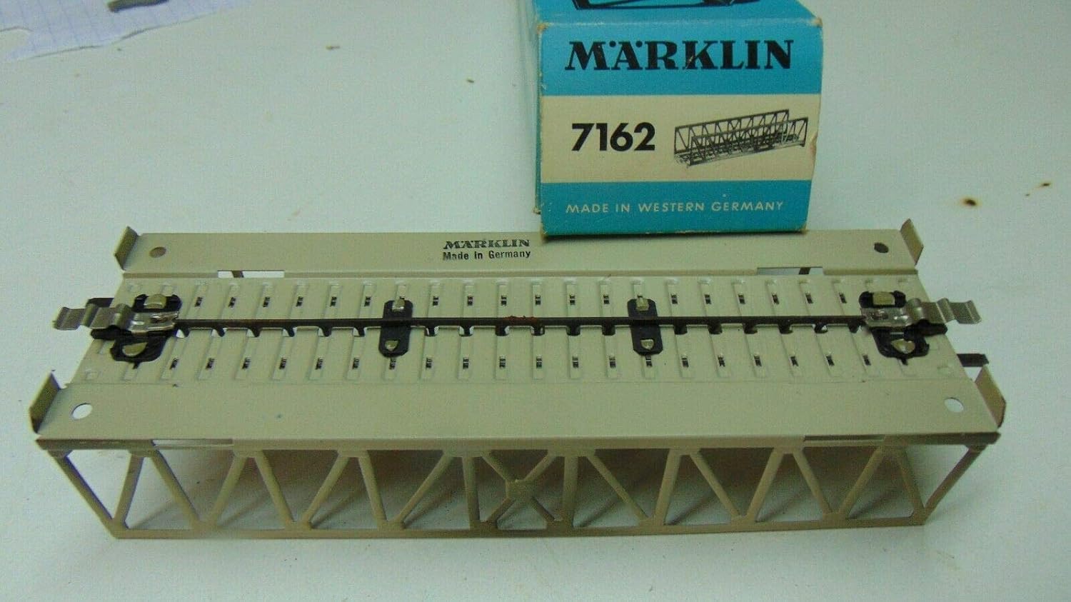 MARKLIN HO Vintage New Old Stock All Metal Truss Bridge M Tracks 7162 (1 PC.)
