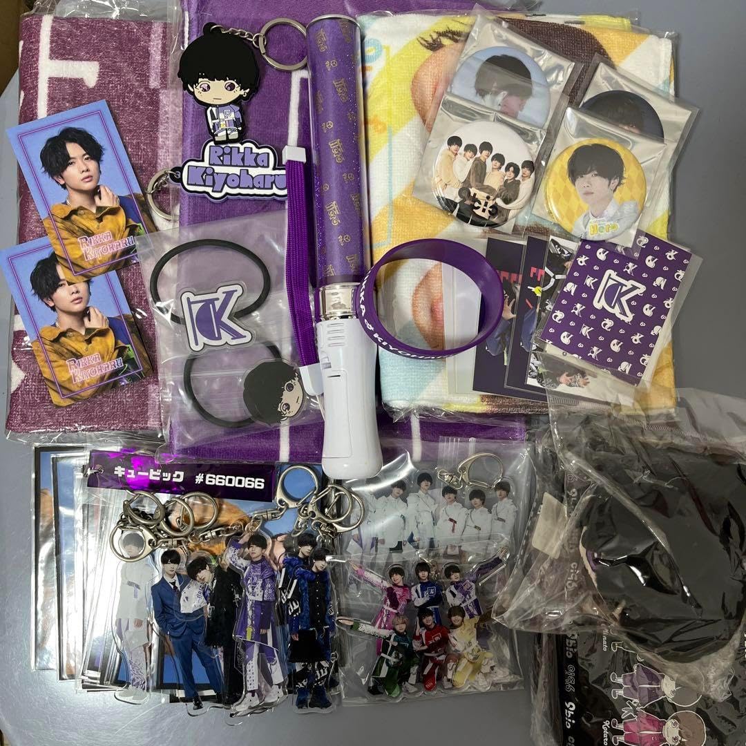 9bic 六花清春 グッズ