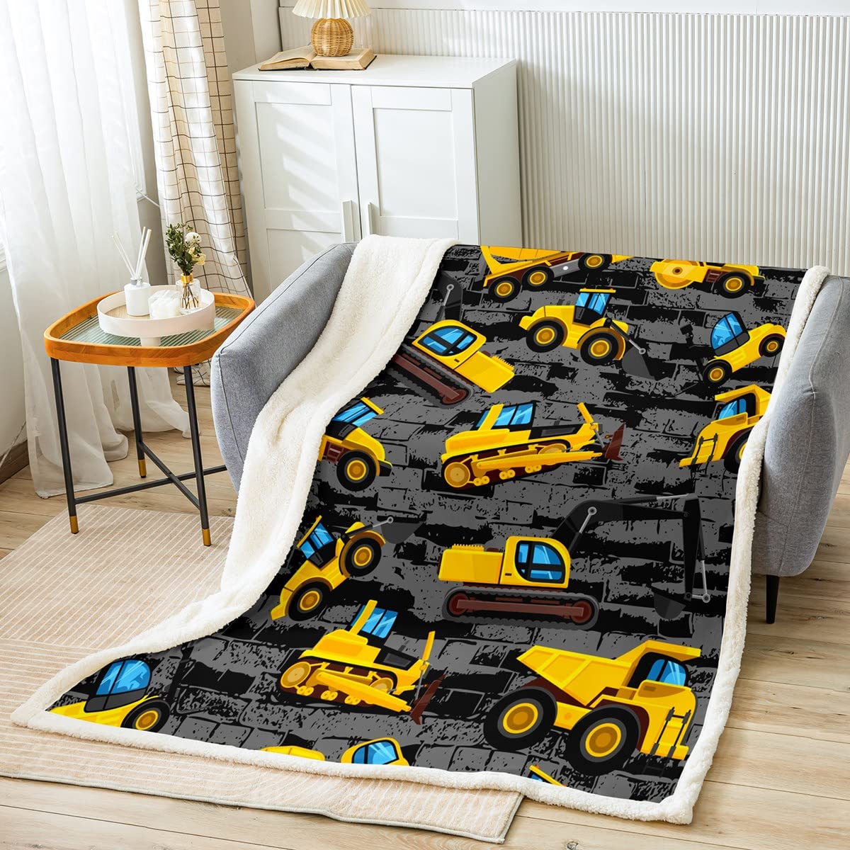 Homewish Cartoon Excavator Throw Blanket for Children Boys Girls Concrete Tractor Duvet Concrete Truck Construction Plush Blanket Cartoon Vehicle Fluffy Blanket 100 x 130 cm