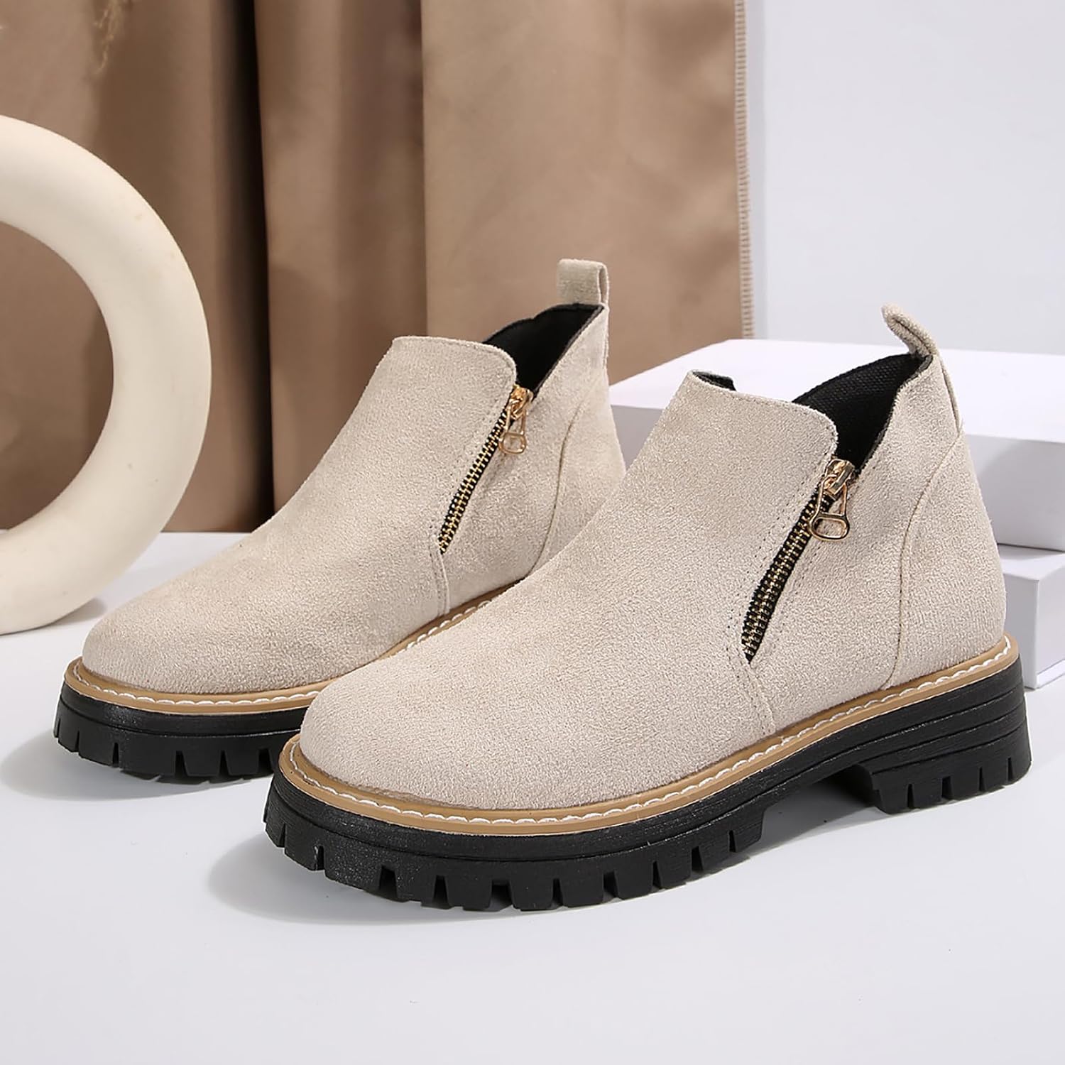 Women'S Vintage Low Heel Casual Ankle Boots Fashion Pointed Toe Side Zipper Chunky Heels Platform Retro Leather Boots Comfort Non-Slip Slip On Flat Shoes Booties - Image 3