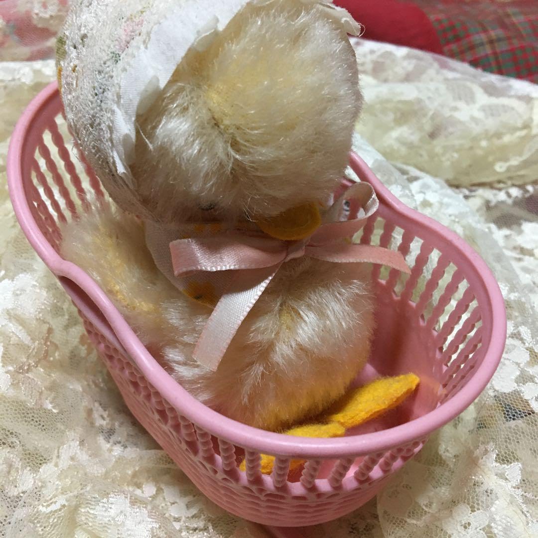 Amazon.co.jp: 作家ぬいぐるみ ひよこ : おもちゃ